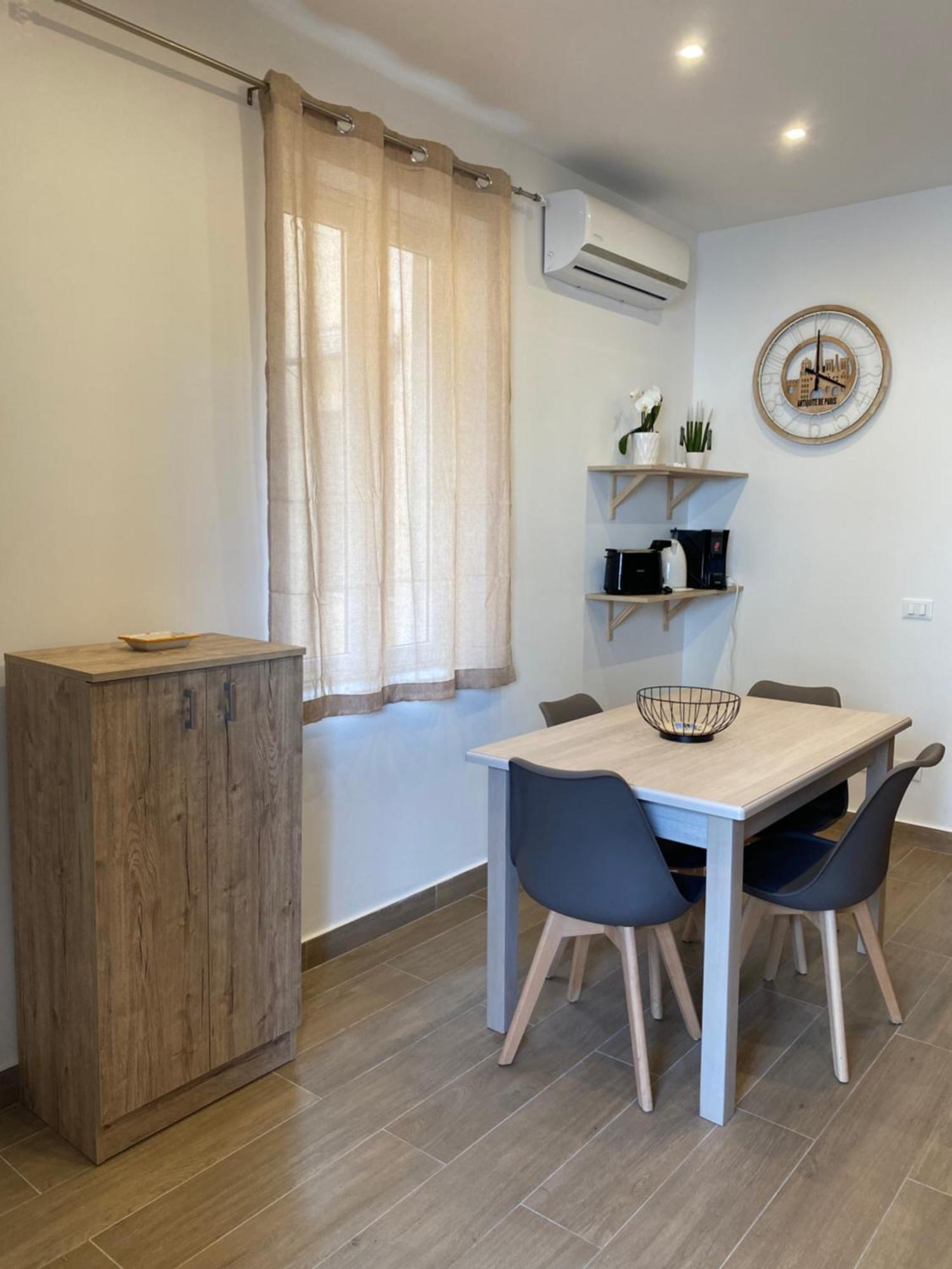 Casetta Al Molo Trapezoidale ปาแลร์โม ภายนอก รูปภาพ