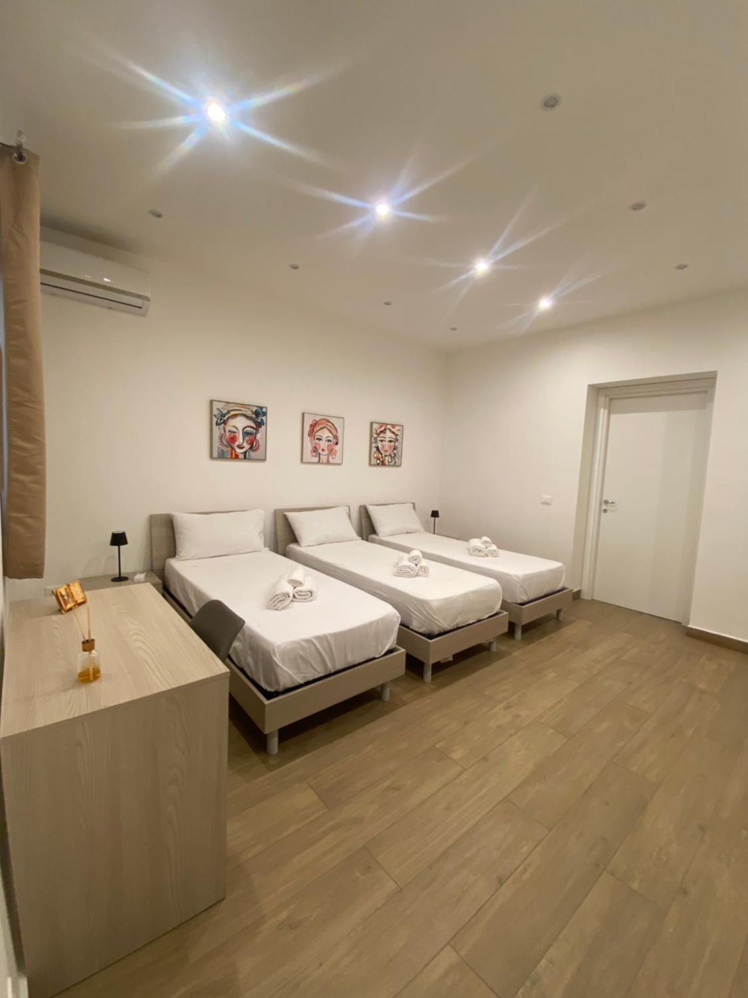 Casetta Al Molo Trapezoidale ปาแลร์โม ภายนอก รูปภาพ